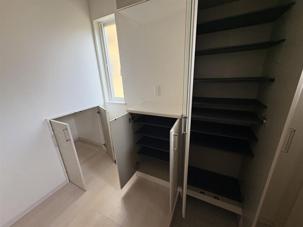 フェアリータウン妙見八号棟 その他