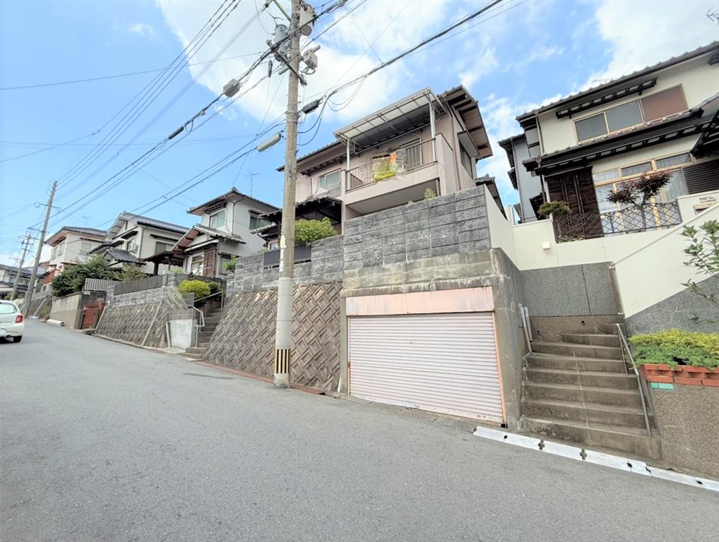 上の原一丁目戸建