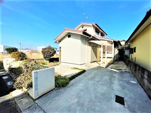 中曽根四丁目戸建