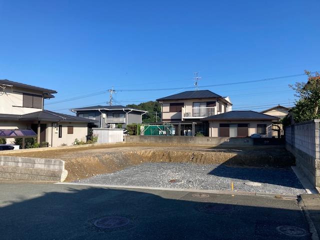 鴨生田三丁目土地