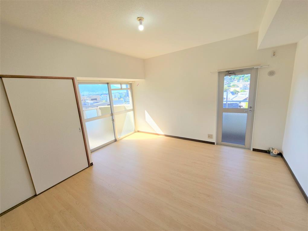 ホワイトキャッスル若松駅前 その他