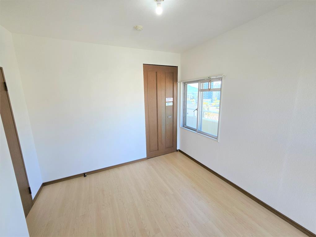 ホワイトキャッスル若松駅前 その他