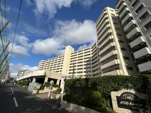 ホワイトキャッスル第二下到津A棟