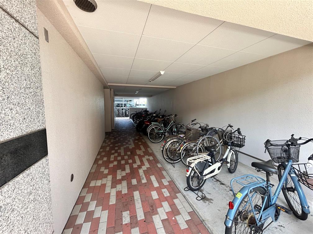 アール・フォーレ春の町 その他