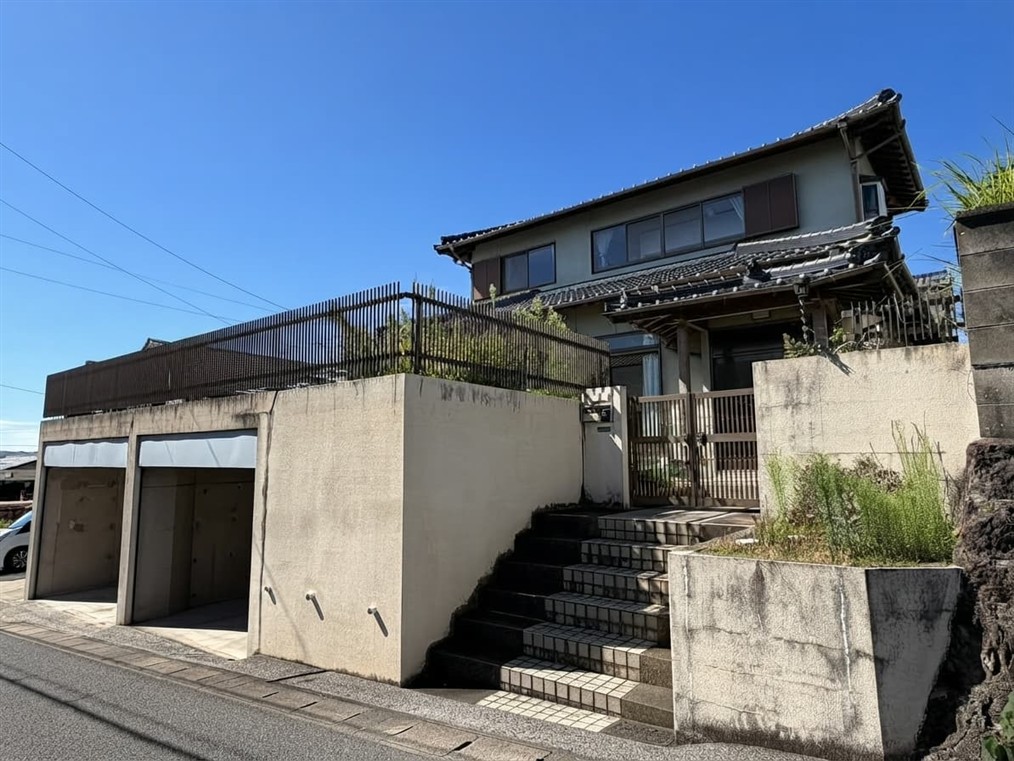 鍋山町戸建